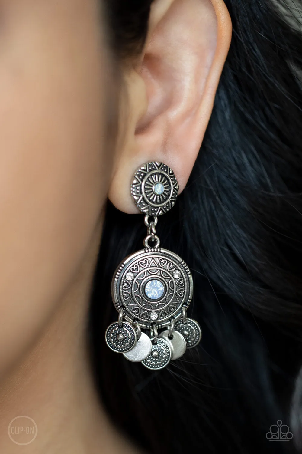 A DREAMCATCHER Come True - Blue Clip-On Earring