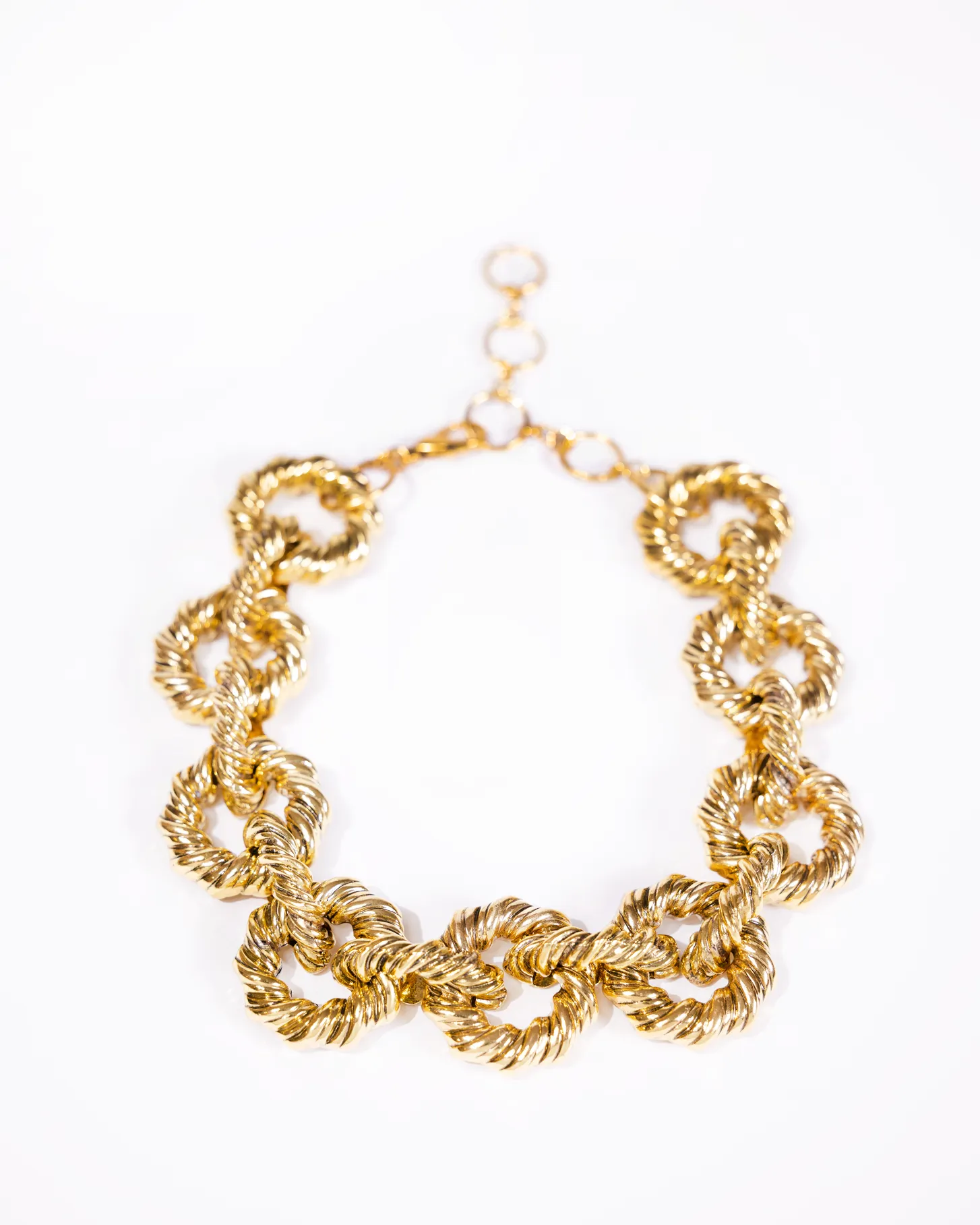 Chain link necklace