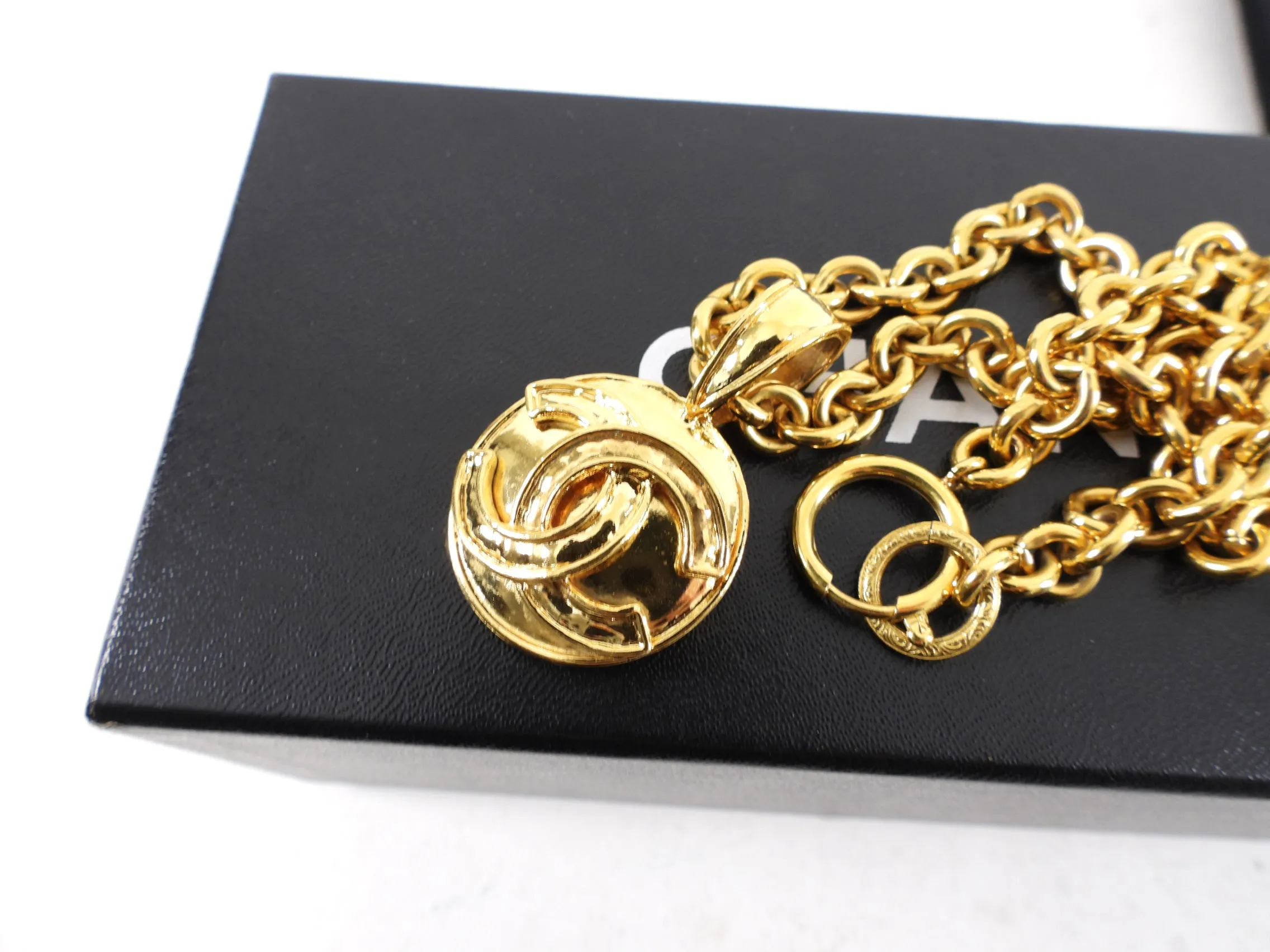 Chanel Vintage 1994 CC Medallion Chain Necklace