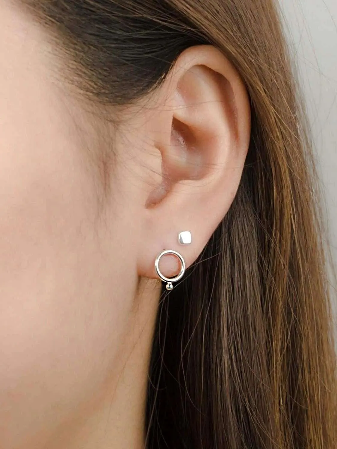 Darea Circle Earrings