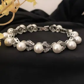 Fine G.SIlver Pearl Bracelet.