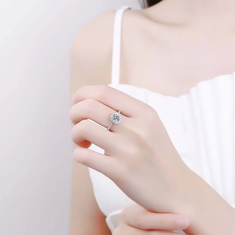 Heart Arrow Flower Moissanite Ring for Women