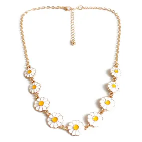 *JORDON - Daisy Charm Necklace