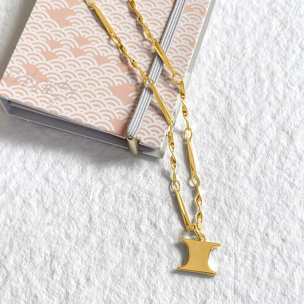 Letter Necklace (I) - Gold