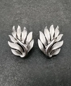 【USA輸入】ヴィンテージ TRIFARI リーフ イヤリング/Vintage TRIFARI Leaf Clip On Earrings